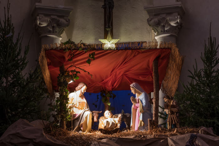 Décembre 2015 : Crèche de Noël dans une église. Saint Malo (35) France.