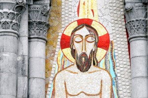 2008: "Le Baptême" (détail), mosaïque de Marko Ivan Rupnick (2007) appartenant à la série des "mystères lumineux", facade de la bas. Notre-Dame du Rosaire, Lourdes (65), France.